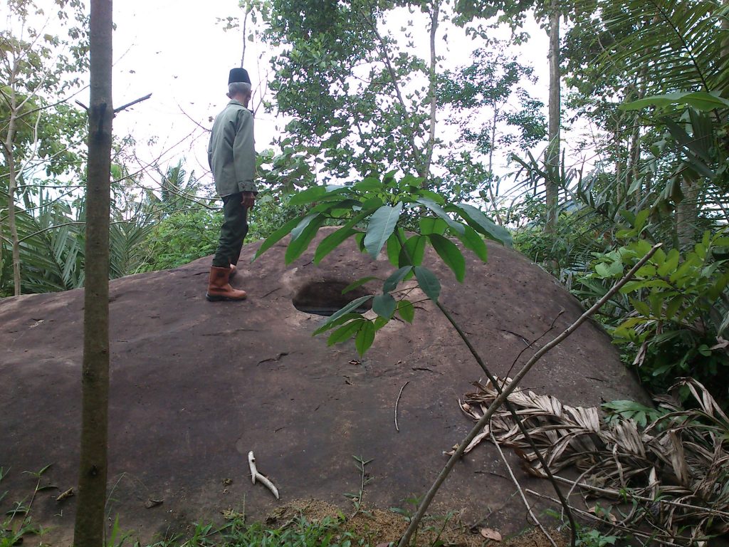Batu Ngumbah Hayam